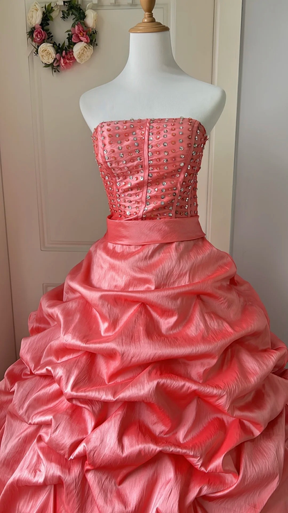 Sweet 15 Quinceanera Dress Ball Gown Strapless Coral Satin With Tiered Long 16th Birthday Outfits RC0665