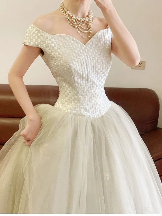 Plus Size Sweet 16 Dress Ball Gown Off Shoulder White Tulle Sweet Sixteen Formal Gown RB9387