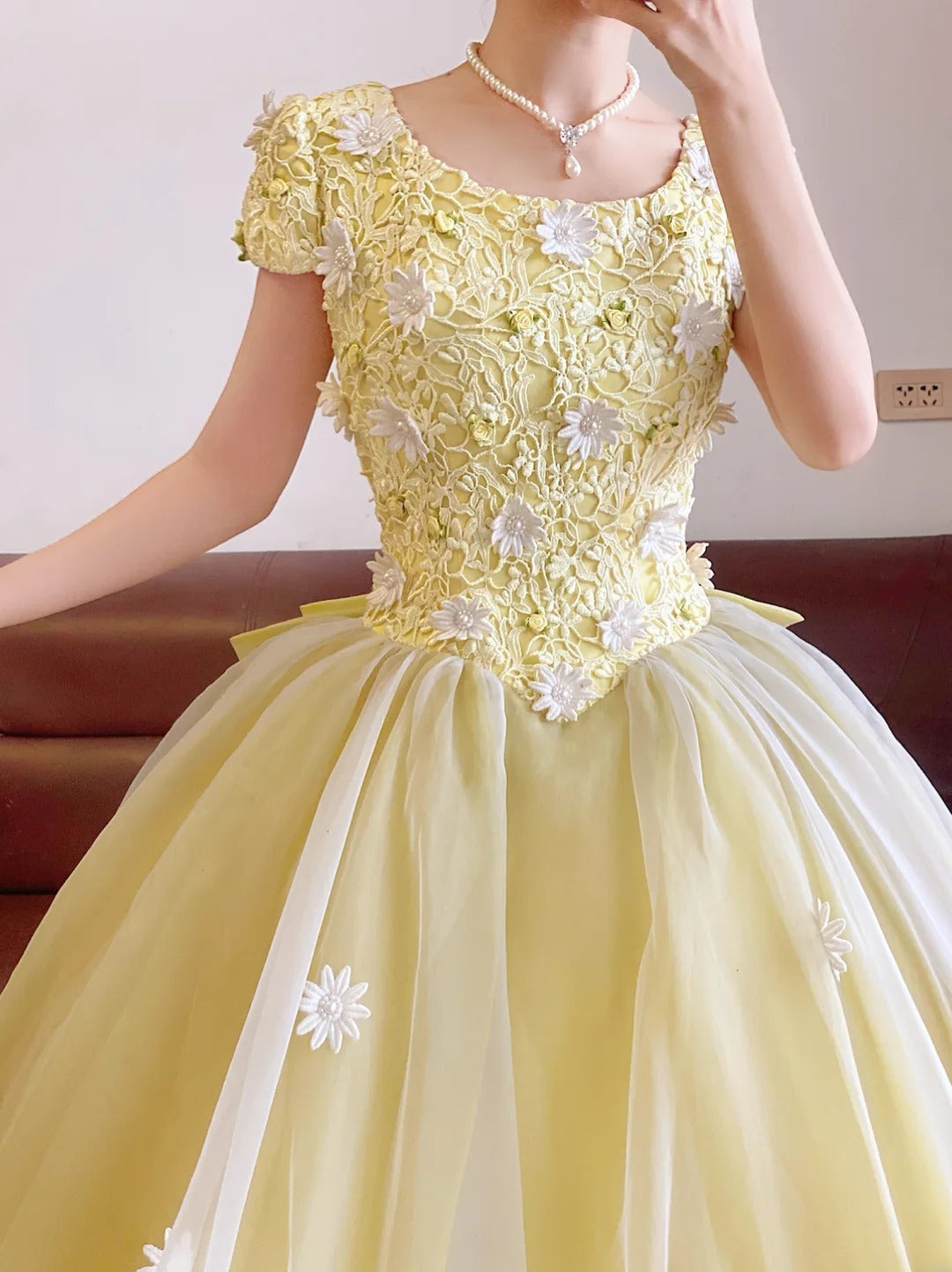 Prom Dress Elegant Ball Gown Square Yellow Tulle Formal Evening Gown for Graduation Party RB9389