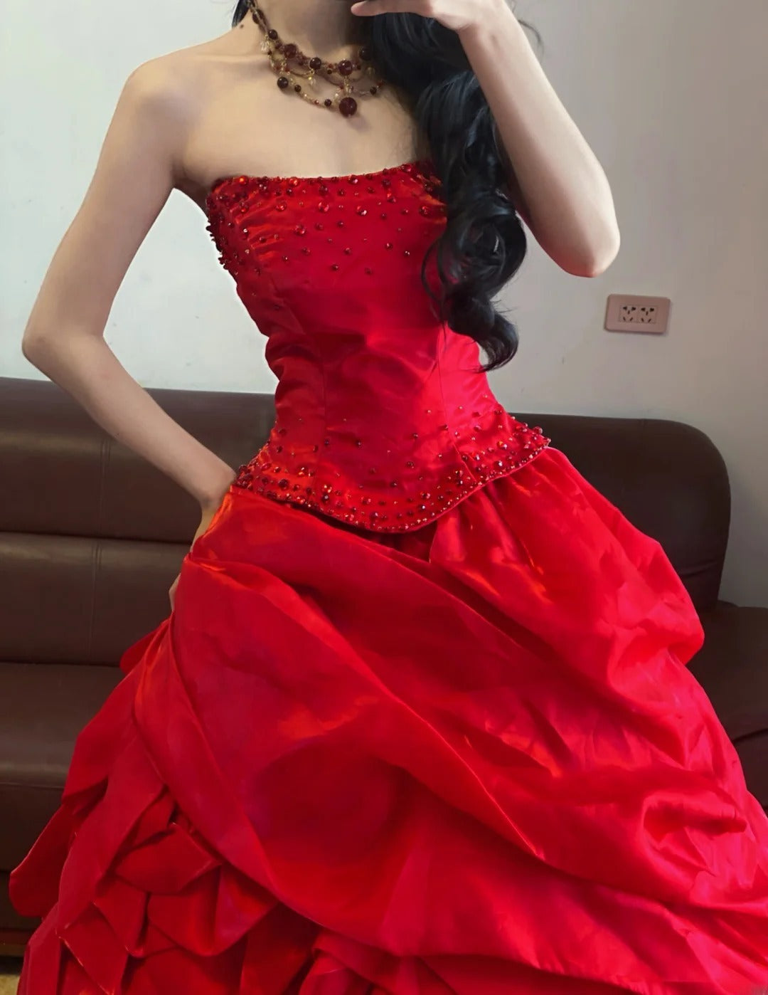 Prom Dress Elegant Ball Gown Strapless Red Satin Formal Evening Gown for Graduation Party RB9391