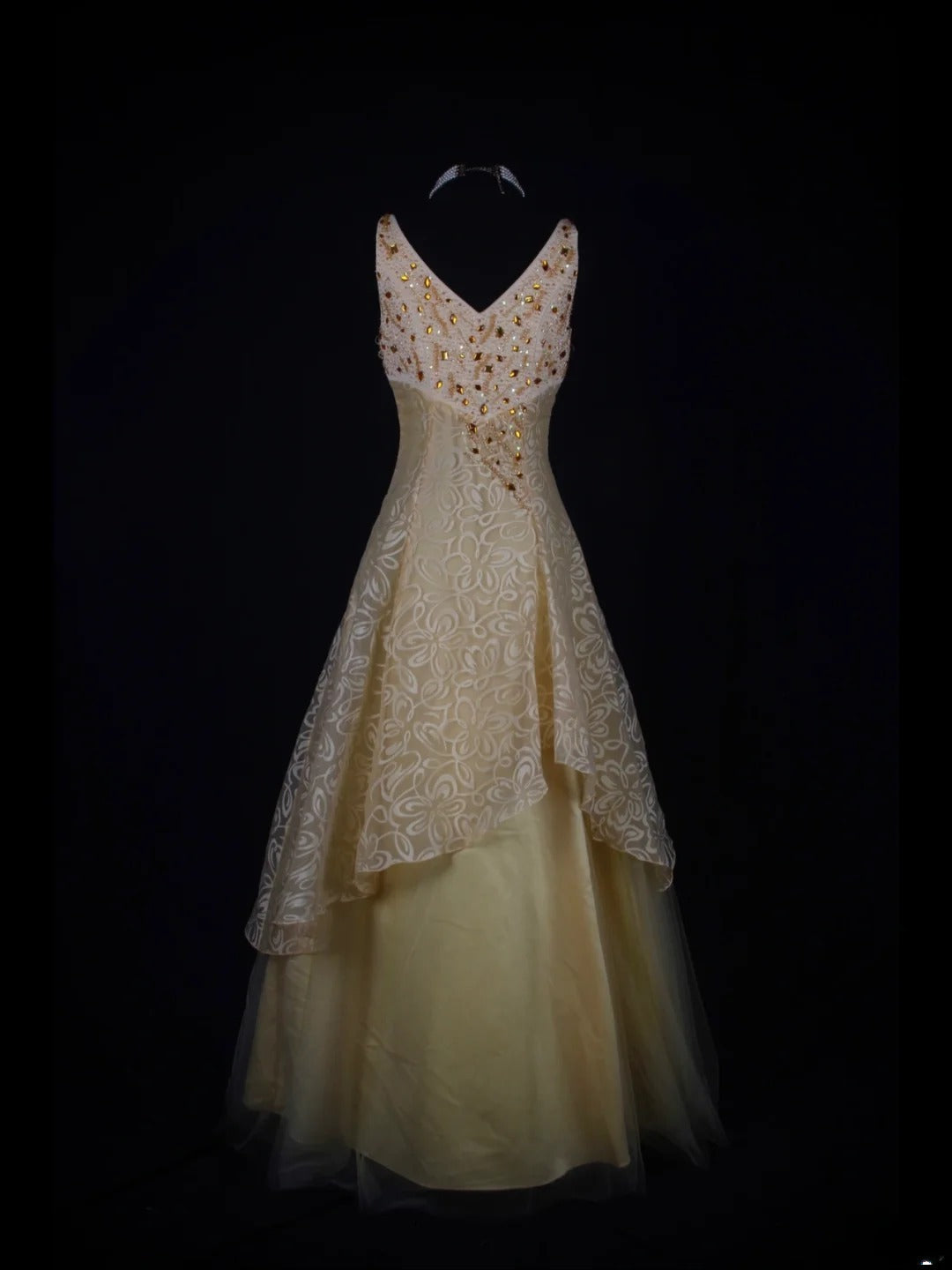 Vintage-Ballkleid im 80er-Jahre-Stil mit V-Ausschnitt, Tüll, Perlen und Spitze, langes, perlenbesetztes Abendkleid, Inspiration für Geburtstagsoutfits, formelle Kleider AS350