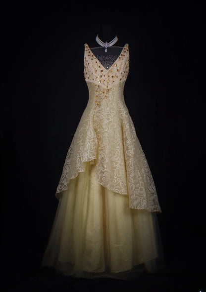 Vintage-Ballkleid im 80er-Jahre-Stil mit V-Ausschnitt, Tüll, Perlen und Spitze, langes, perlenbesetztes Abendkleid, Inspiration für Geburtstagsoutfits, formelle Kleider AS350