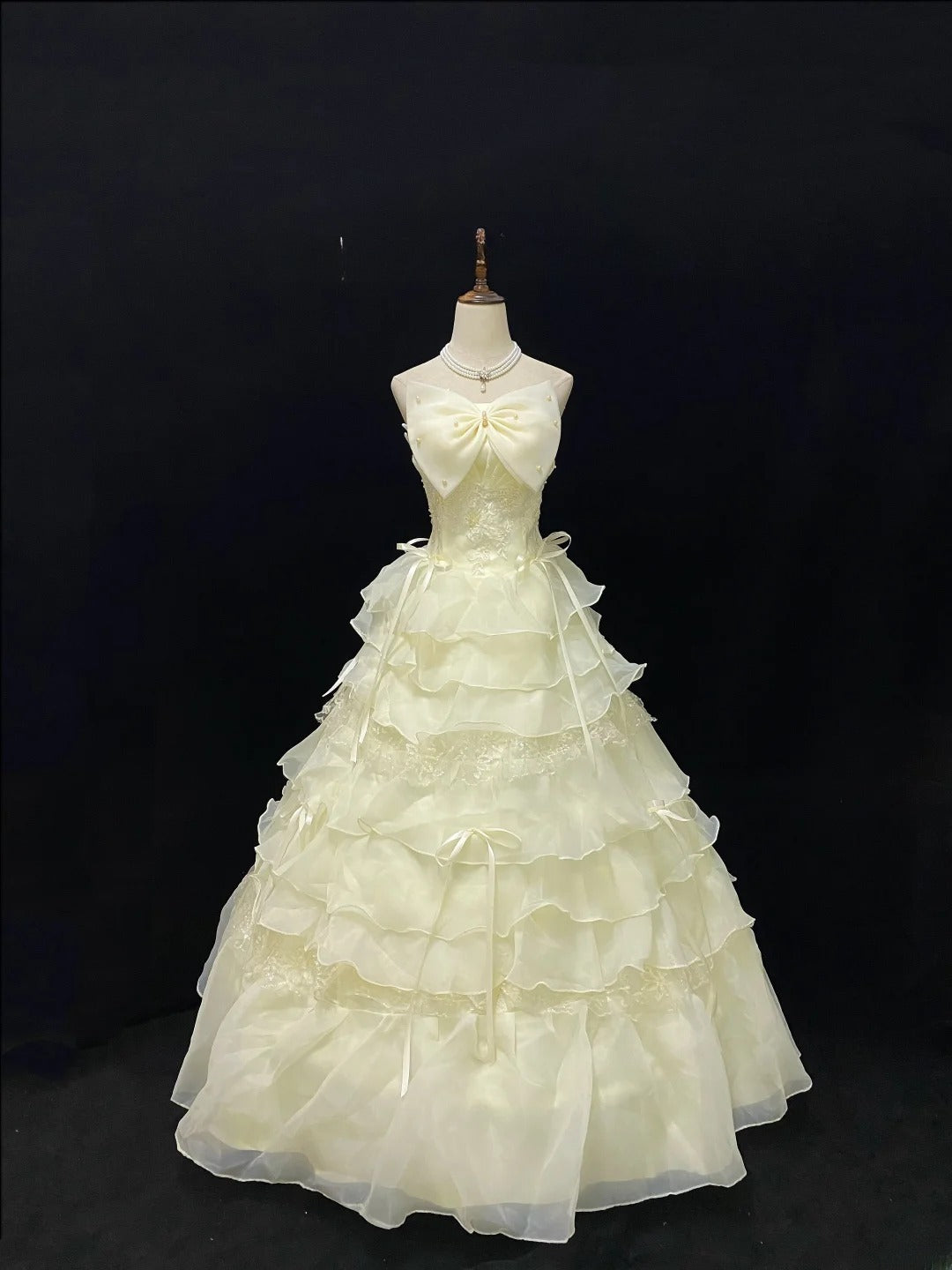 Princess Ball Gown Strapless Yellow Poofy Long With Ruffled Lace Quince Dress inspo Quinceanera Dresses Sweet 15 16 Outfits RB7805