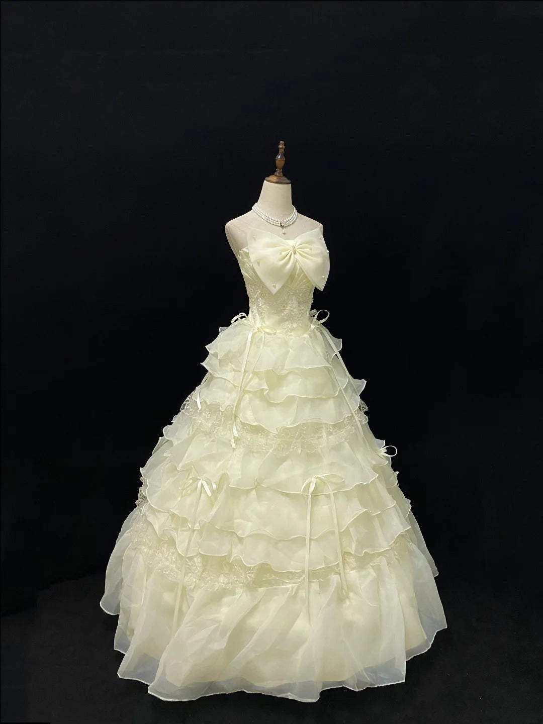 Princess Ball Gown Strapless Yellow Poofy Long With Ruffled Lace Quince Dress inspo Quinceanera Dresses Sweet 15 16 Outfits RB7805