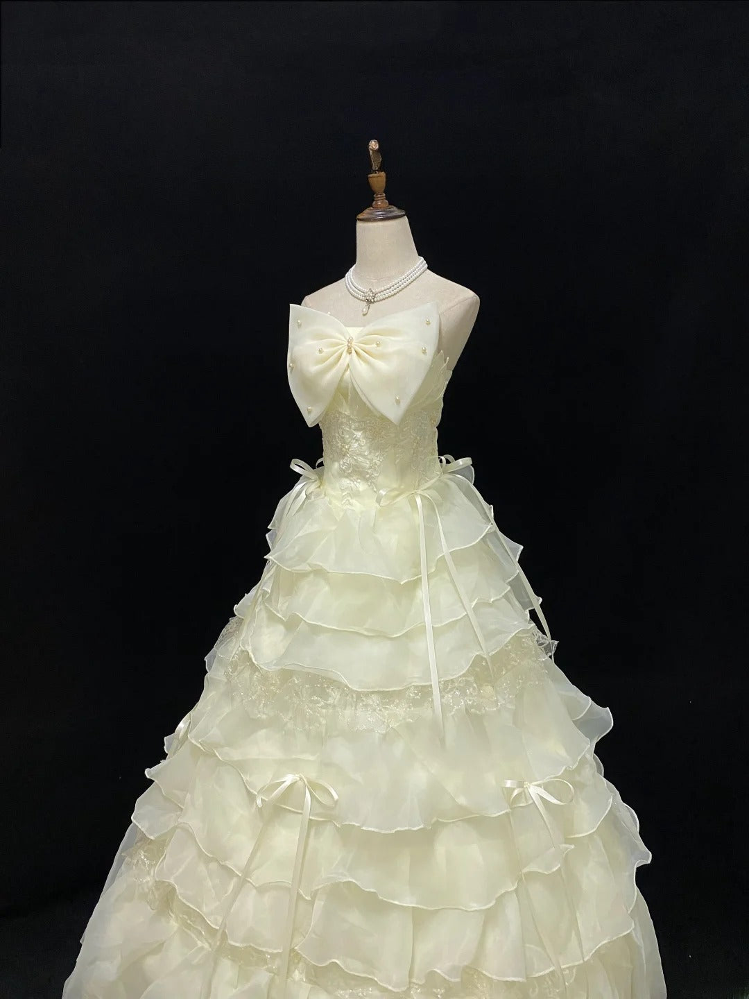 Princess Ball Gown Strapless Yellow Poofy Long With Ruffled Lace Quince Dress inspo Quinceanera Dresses Sweet 15 16 Outfits RB7805