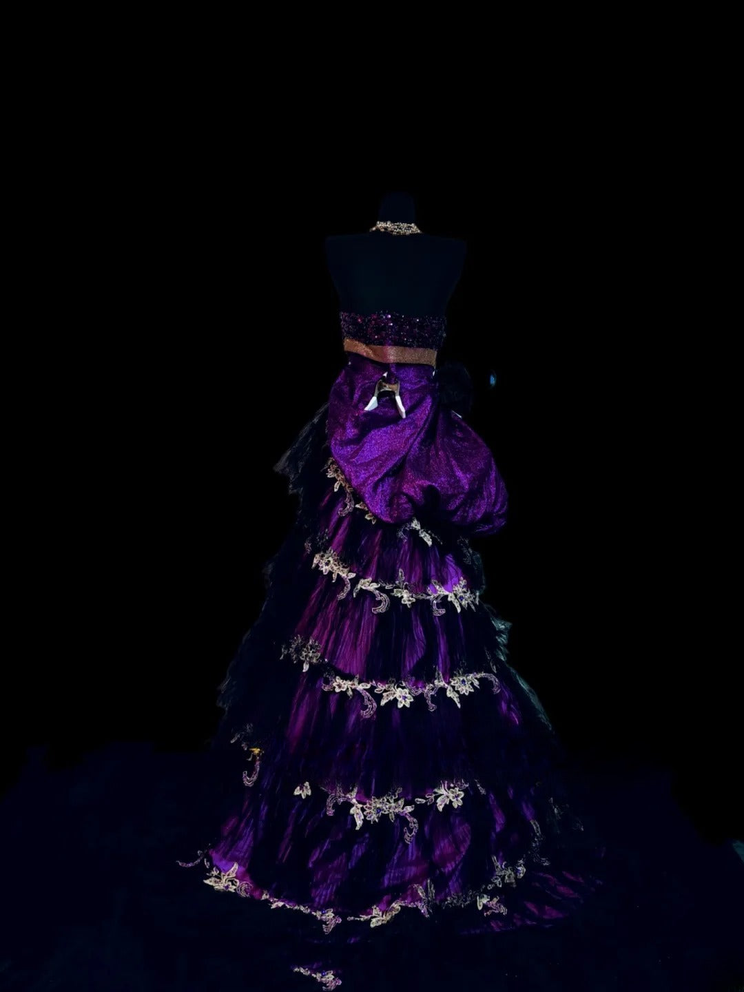 Sexy Ball Gown Strapless Grape Tulle Long Prom Dress Inspiration Party For Womens Formal Dresses RB8817
