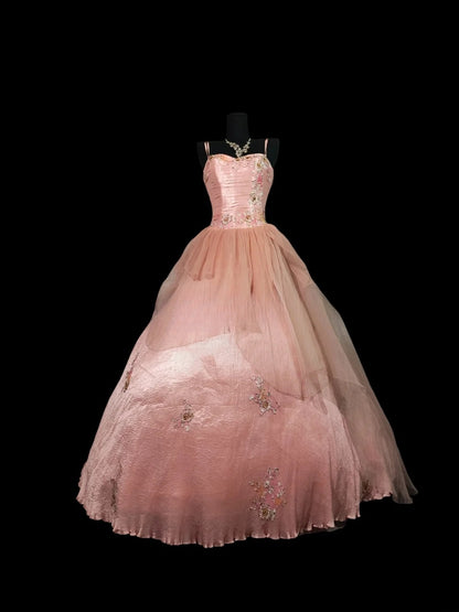 Charming Ball Gown Spaghetti Straps Blush Pink Quinceanera Dresses With Appliqued For Sweet 15 Anos Celebration Birthday Formal Gown RB8815