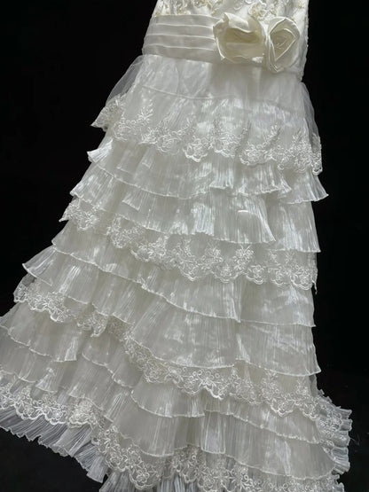 Beautiful Mermaid Off The Shoulder White Lace Vintage With Tiered Layers Long Groom Bride Gown Bridal Dress Modest Wedding Dresses RB7813