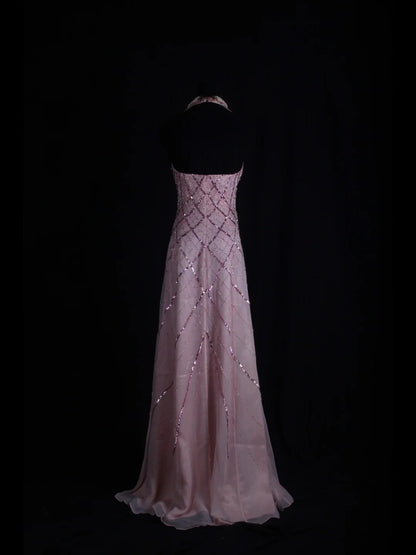 Retro 60er Jahre A-Linien-Abendkleid aus rosafarbenem Chiffon mit Perlen und V-Ausschnitt – Inspiration für das Outfit zum 22. Geburtstag – Abendkleid AS362