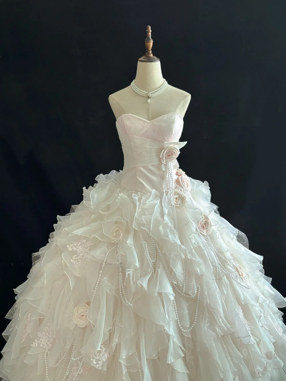 Beautiful Ball Gown Sweetheart Light Pink Poofy Long With Ruffled Tiered Flowers Quince Dress inspo Quinceanera Dresses Sweet 15 16 Outfits RB7816