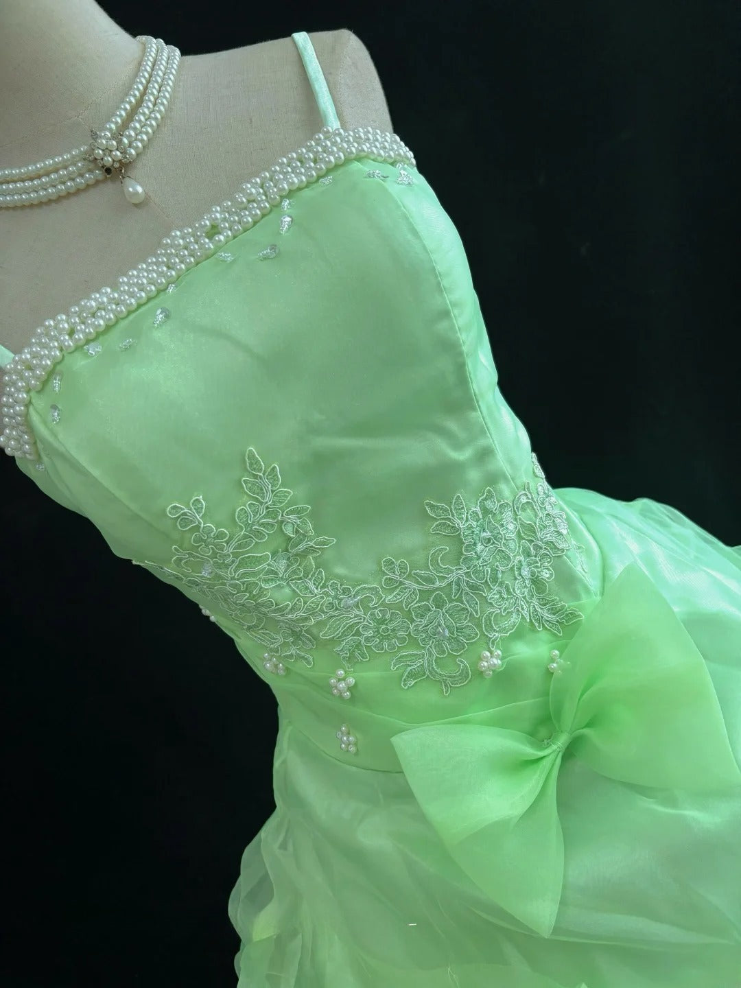 Beautiful Ball Gown Spaghetti Straps Green Poofy Long With Ruffled Tiered Quince Dress inspo Quinceanera Dresses Sweet 15 16 Outfits RB7818