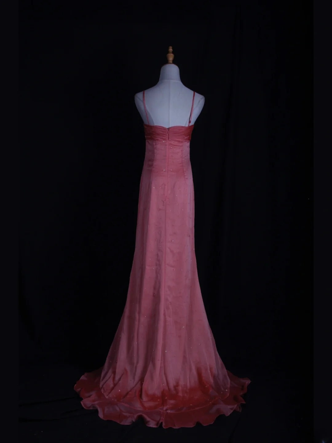 Robe de bal rétro années 60, bretelles spaghetti, mousseline rose ornée de perles, inspiration années 60, tenue de 22 ans, robe de soirée AS367