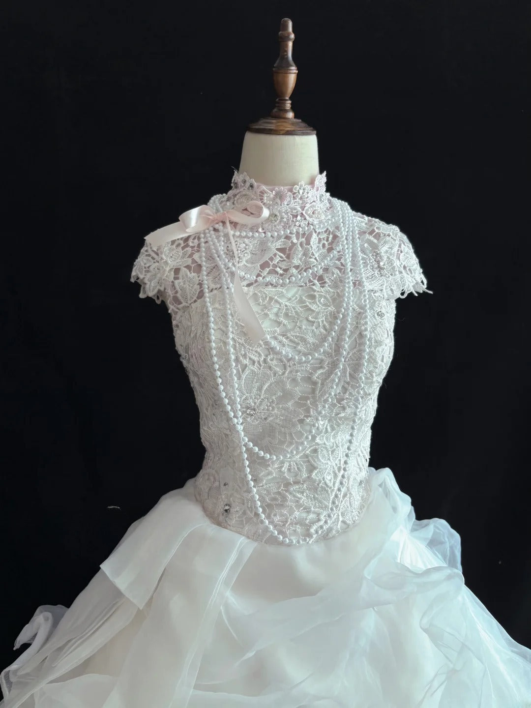 Beautiful Ball Gown High Neck White Lace Long With Ruffled Quince Dress inspo Quinceanera Dresses Sweet 15 16 Outfits RB7826