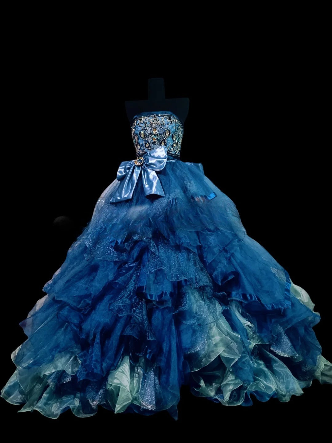Sexy Ball Gown Strapless Blue Tulle With Tiered Long Prom Dress Inspiration Party For Womens Formal Dresses RB8806