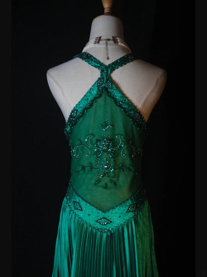 Retro-Abendkleid im 60er-Jahre-Stil: A-Linie, Neckholder, dunkel smaragdgrüner Satin mit Perlen, Inspiration für das Outfit zum 22. Geburtstag, formelles Abendkleid AS377
