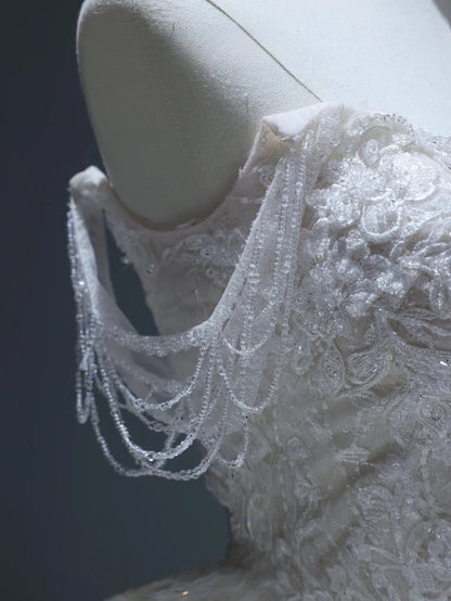 Prinzessinnen-Brautkleid, langes Ballkleid im Sweetheart-Stil mit Quastenschleppe, weißes Spitzenbrautkleid AS377