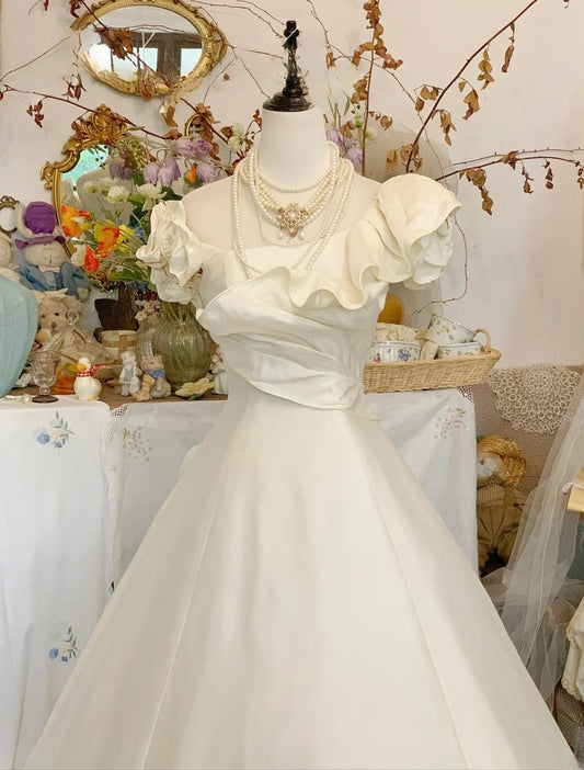 Elegant Wedding Dress Classic White Ball Gown One Shoulder With Ruffled Bridal Gown for Big Day RB9409