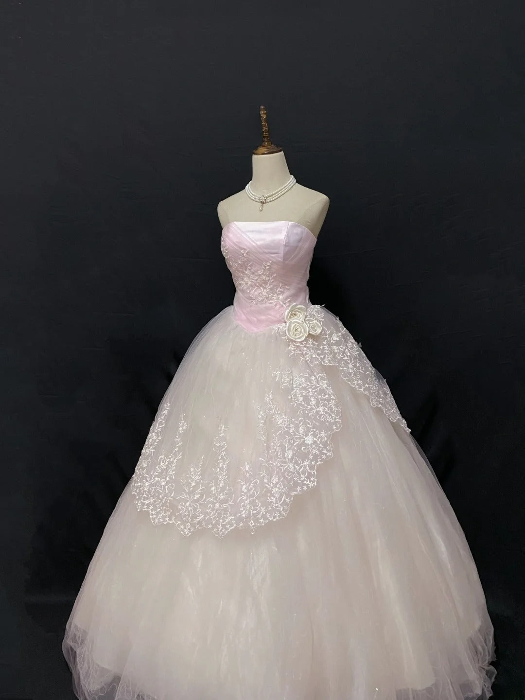 Fairytale Ball Gown Strapless Tulle Long Light Pink With Lace Quince Dress inspo Quinceanera Dresses Sweet 15 16 Outfits RB7834