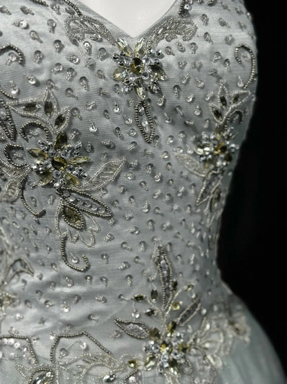 Charming Prom Dresses Ball Gown Sweetheart Silver Gray Tulle With Beading Night Evening Formal Outfits RB6203