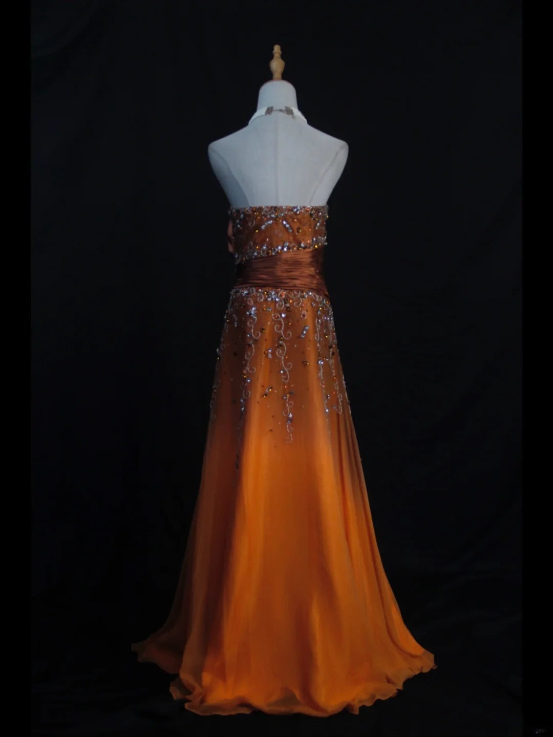 Robe de bal longue rétro années 50, coupe trapèze, bustier cœur, en tulle orné de perles - Inspiration pour une tenue de 21e anniversaire - Robe de soirée AS384