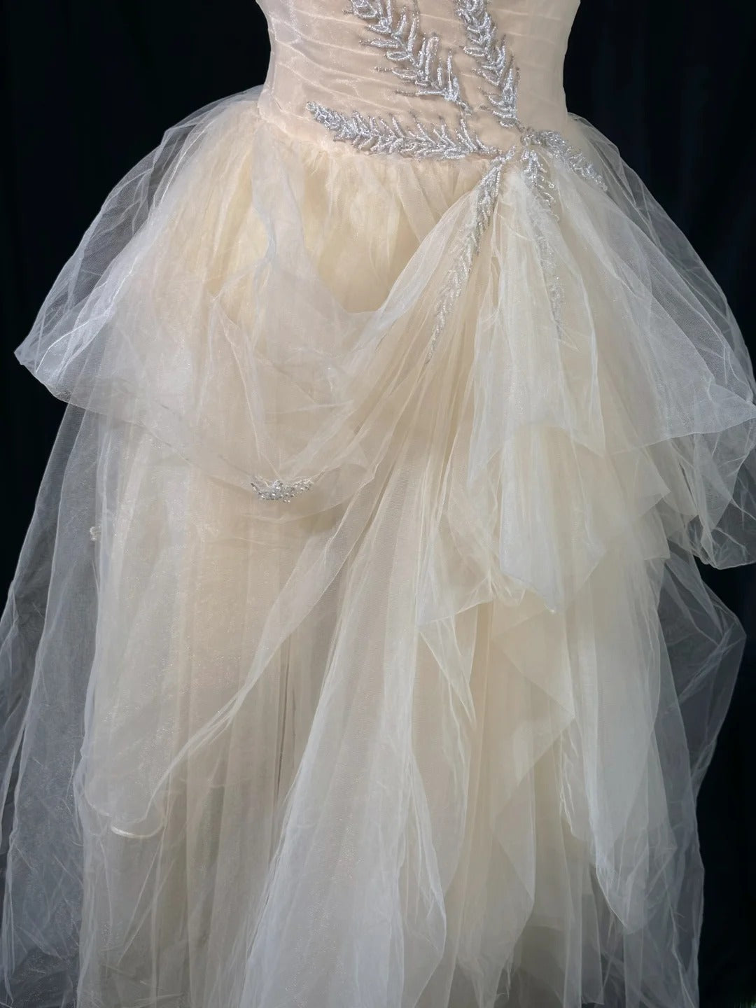 Modest Prom Dresses Ball Gown Strapless Champagne Tulle 1950s Retro Classy Party Formal Outfits RB6210