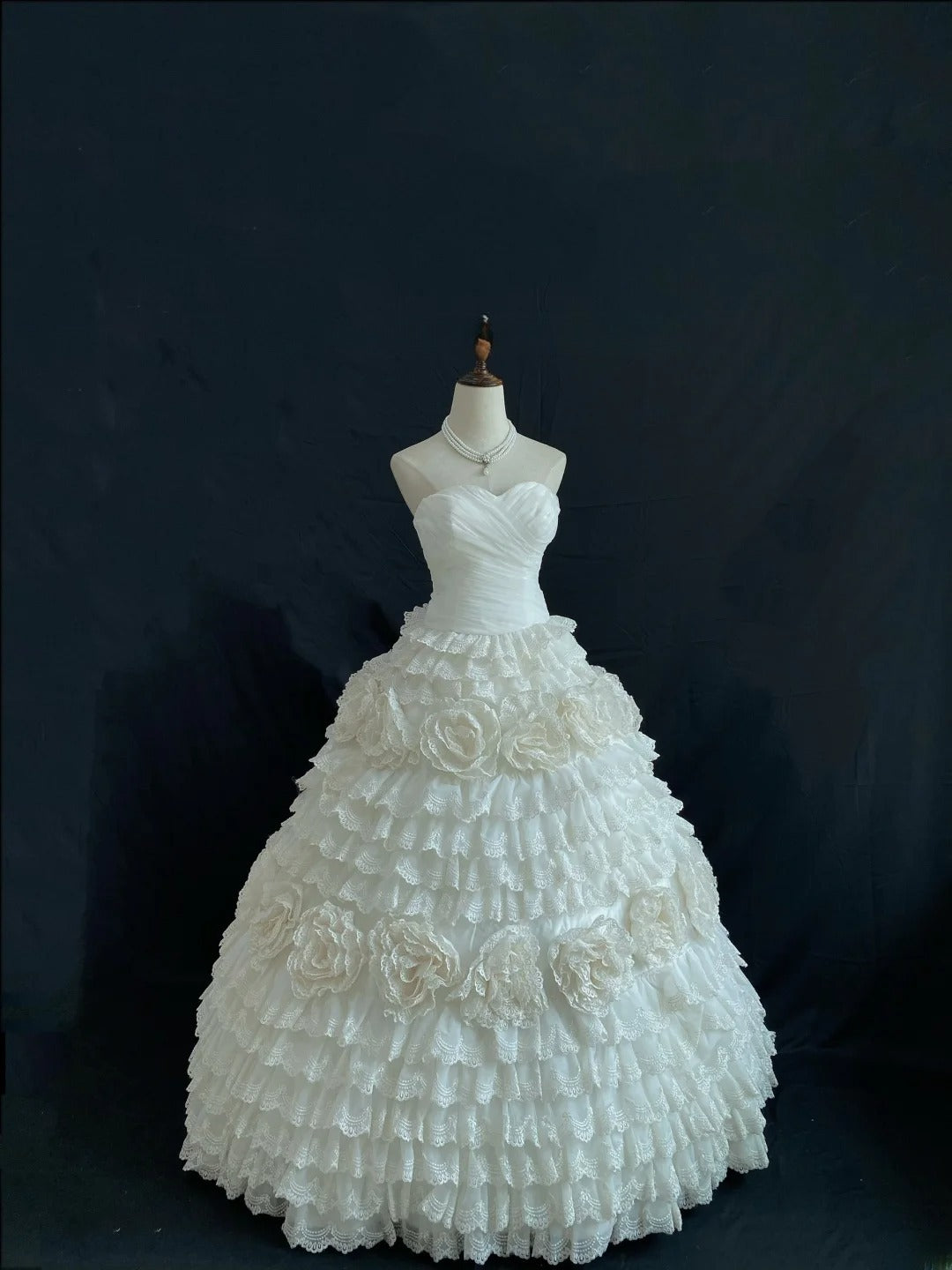 Princess Vibes Ball Gown Sweetheart Ivory Long With Lace Tiered Quince Dress inspo Quinceanera Dresses Sweet 15 16 Outfits RB7845