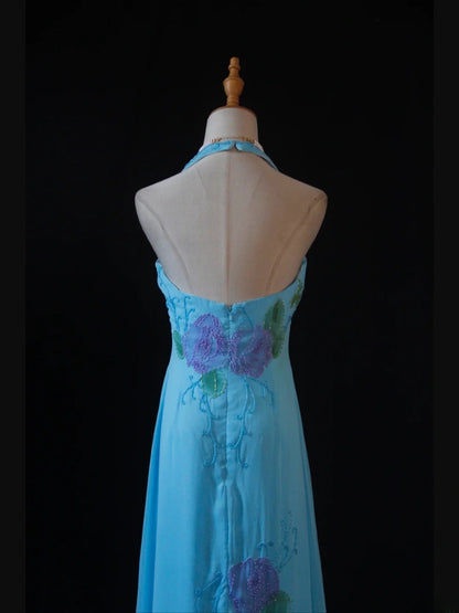 Vintage A-Linien-Halterkleid aus Chiffon, blau, 1950er Jahre, mit perlenbesetztem Oberteil, langes Ballkleid, Inspiration für Geburtstagsoutfit, formelles Abendkleid AS391