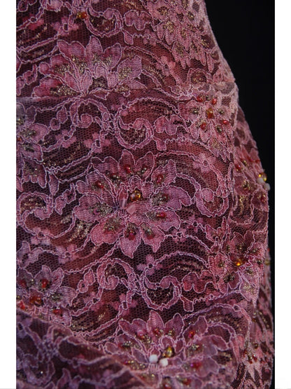 Retro-Meerjungfrauenkleid im Stil der 1950er Jahre: Burgunderfarbenes Taftkleid mit Perlenbesatz und gestuftem Cape – Inspiration für den 21. Geburtstag – Abendkleid AS392