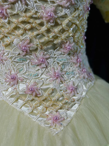 Charming Prom Dresses Ball Gown Off The Shoulder Light Yellow Tulle With Beading Night Evening Formal Outfits RB6212