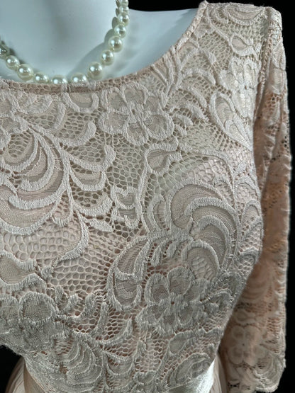Vintage 2000s Prom Dresses A line Scoop Champagne Lace With Sleeves Long Party Formal Outfits RB6213