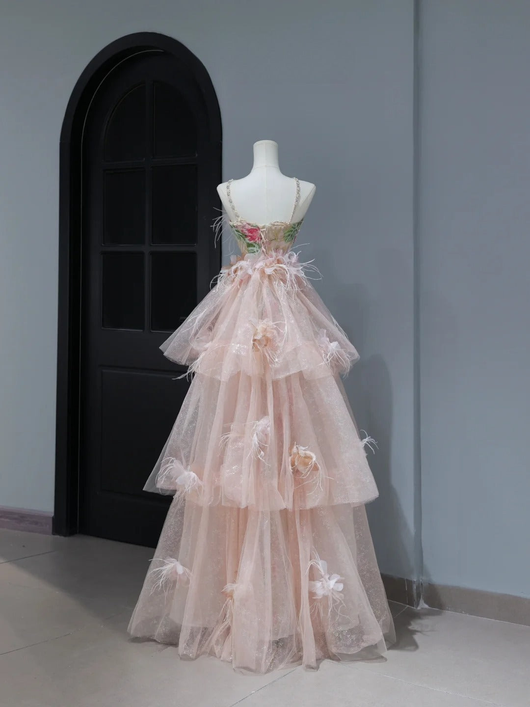 Niedliches Ballkleid im ästhetischen A-Linien-Stil mit Neckholder, Pailletten, rosa Blumenmuster, inspirierendem Stil, Korsett, figurbetontem, langem Partykleid AS397