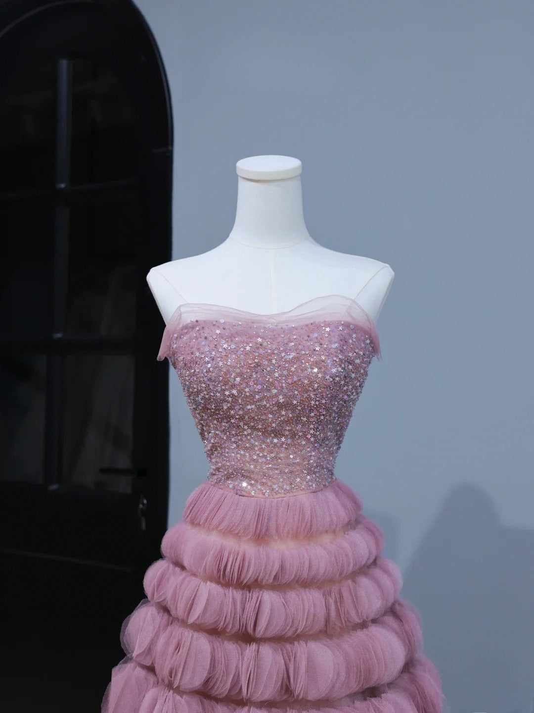 Niedliche Ballkleider, ästhetisches, trägerloses, langes, pinkes Abendkleid, inspirierender Stil, beeindruckendes, figurbetontes, langes Partykleid mit Korsett AS402