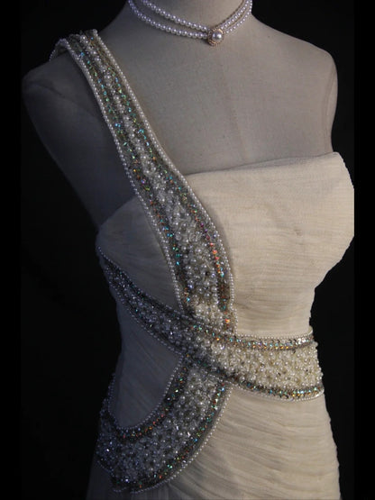 Robe de mariée sirène élégante à une épaule en tulle blanc vintage pour femme, avec traîne balayée, AS402