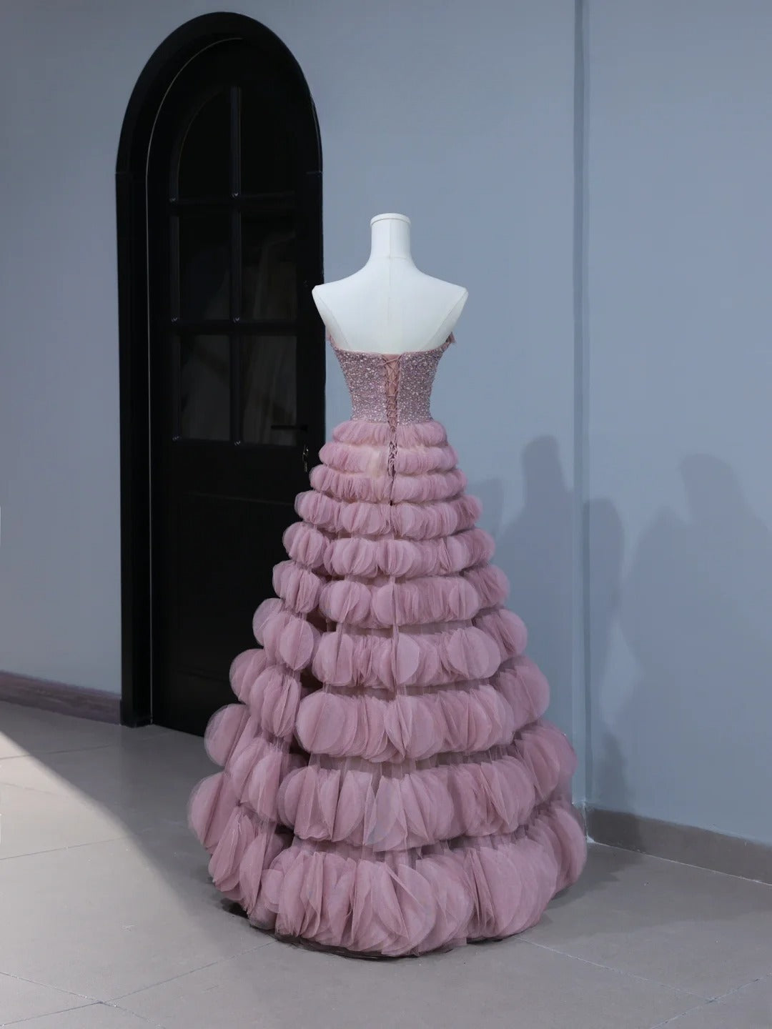 Niedliche Ballkleider, ästhetisches, trägerloses, langes, pinkes Abendkleid, inspirierender Stil, beeindruckendes, figurbetontes, langes Partykleid mit Korsett AS402