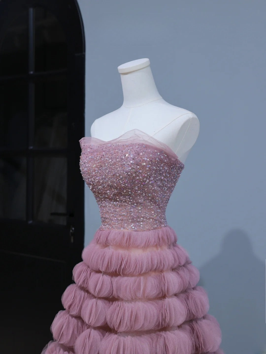 Niedliche Ballkleider, ästhetisches, trägerloses, langes, pinkes Abendkleid, inspirierender Stil, beeindruckendes, figurbetontes, langes Partykleid mit Korsett AS402