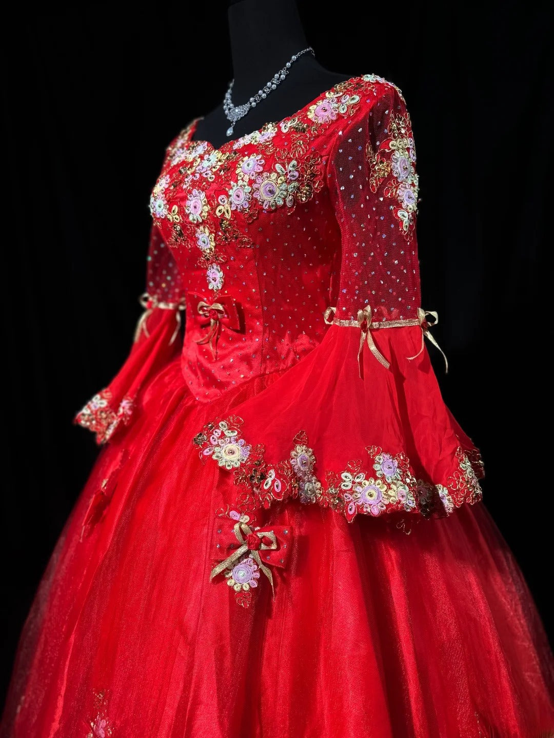 Pretty Ball Gown Scoop Red Tulle Prom Dresses Long Sleeves 15 Quinceanera Dresses Photo Ideas Formal Outfit RB6221