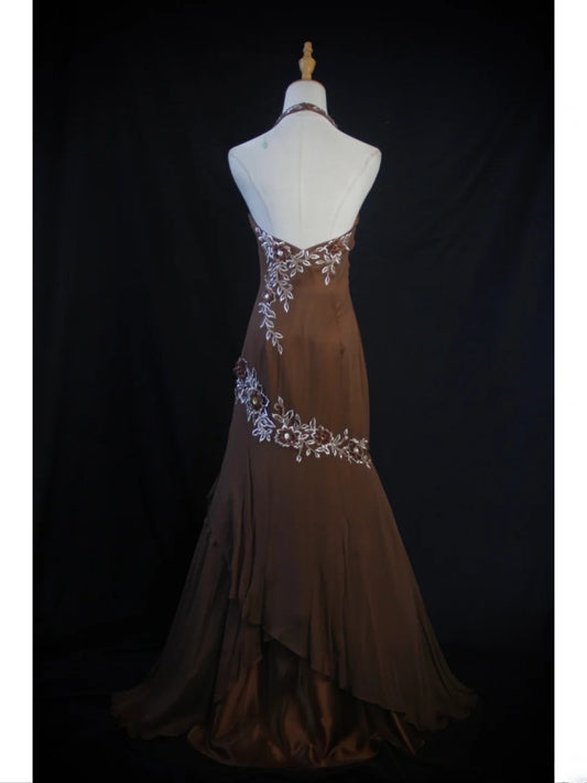 Vintage Meerjungfrauen-Abendkleid aus den 80er Jahren, brauner Chiffon mit Perlen, Neckholder, Inspiration für Geburtstagsoutfits, festliche Kleider AS403