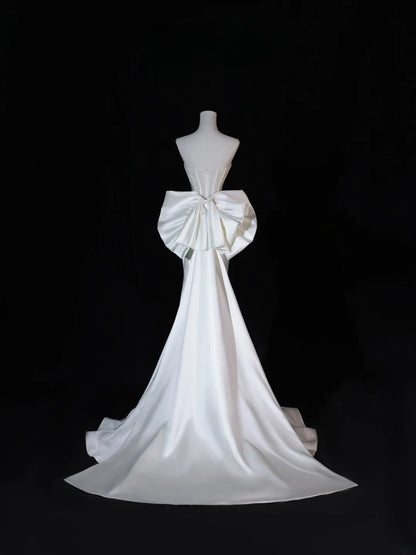 Modest Long Wedding Dresses Mermaid Strapless Satin Style for Bride With Bow-knot Bodice Train Bridal Dresses AS405
