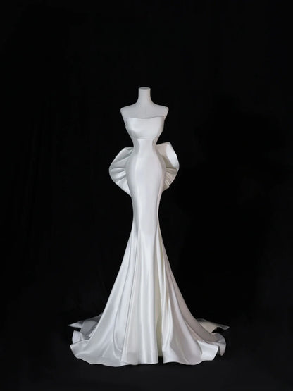 Modest Long Wedding Dresses Mermaid Strapless Satin Style for Bride With Bow-knot Bodice Train Bridal Dresses AS405