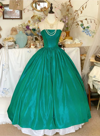 Prom Dress Elegant Ball Gown Strapless Green Satin Formal Evening Gown for Graduation Party RB9420