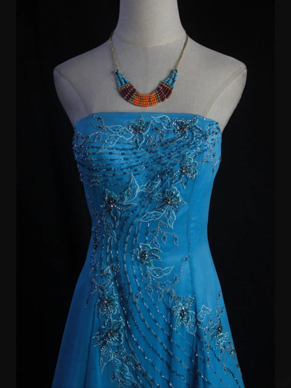 Vintage A-Linien-Kleid aus blauem Chiffon im Stil der 1950er Jahre, trägerlos, mit Perlenbesatz am Oberteil, langes Ballkleid, Inspiration für Geburtstagsoutfits, Partykleid AS413