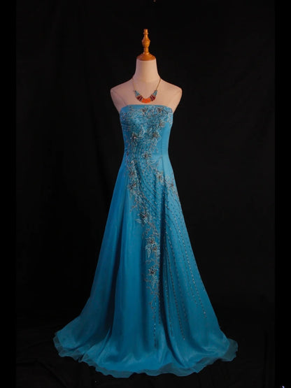 Vintage A-Linien-Kleid aus blauem Chiffon im Stil der 1950er Jahre, trägerlos, mit Perlenbesatz am Oberteil, langes Ballkleid, Inspiration für Geburtstagsoutfits, Partykleid AS413