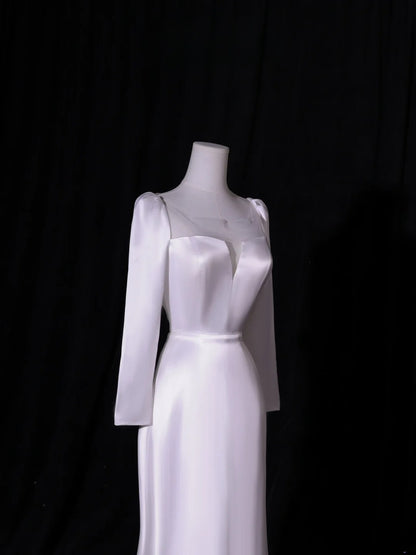 Robe de mariée longue et simple, coupe trapèze, col carré, manches longues, style satin soyeux, blanche, cintrée, AS413