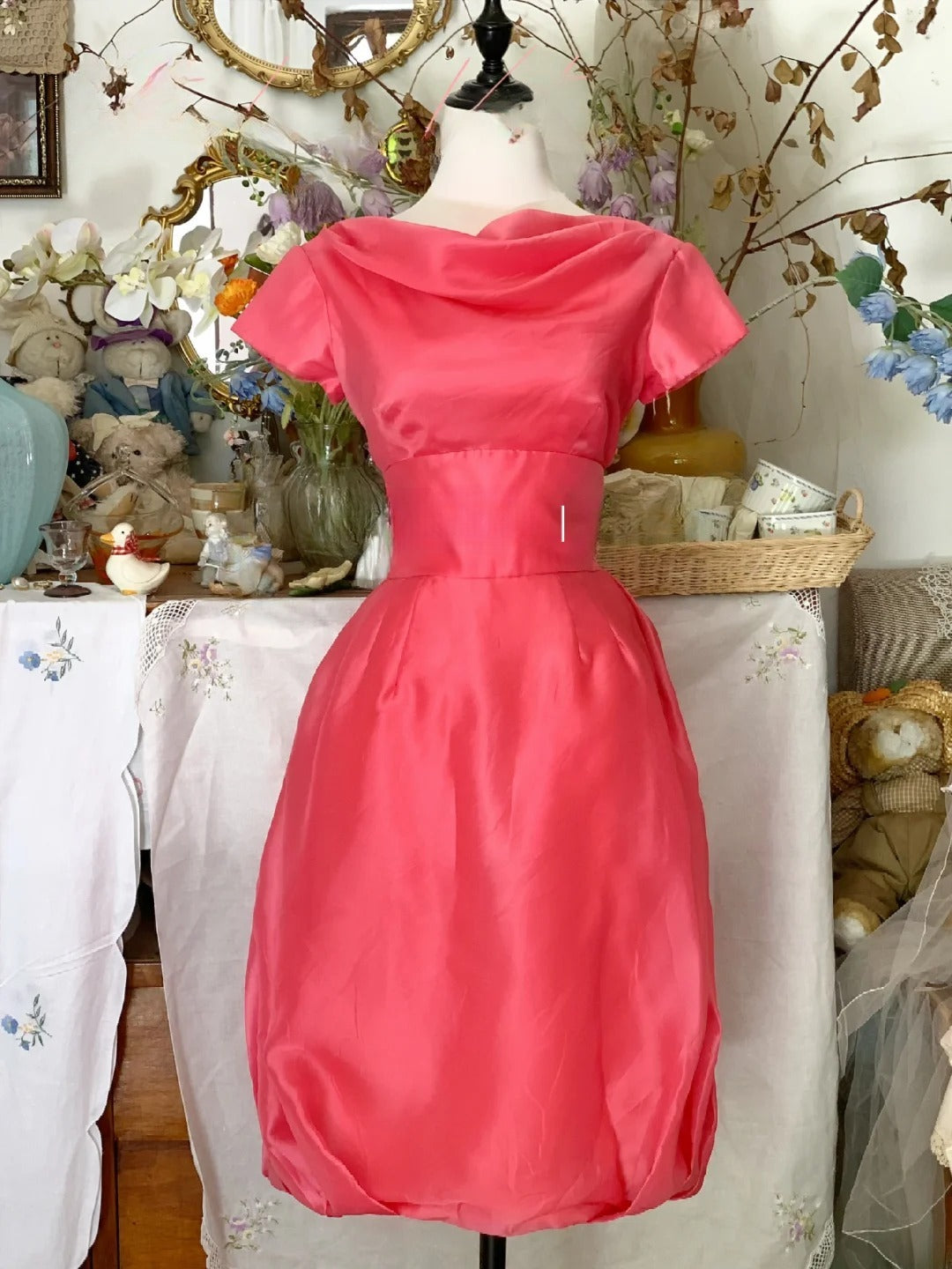 Vintage Hoco Dress Pink Satin Knee Length Ball Gown Homecoming Party Dress RB9425