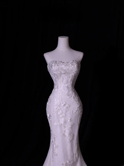 Classic Long Wedding Gowns Mermaid Strapless Style for Bride With Lace Tulle Bodice Train White Bridal Dress AS416