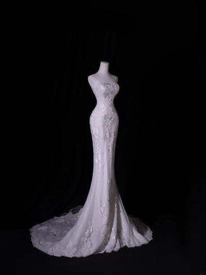 Classic Long Wedding Gowns Mermaid Strapless Style for Bride With Lace Tulle Bodice Train White Bridal Dress AS416