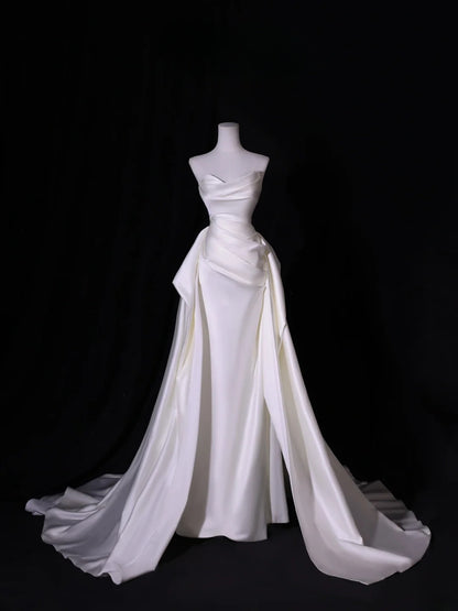 Robe de mariée longue et simple, style sirène, blanche, en satin plissé, coupe ajustée, AS418