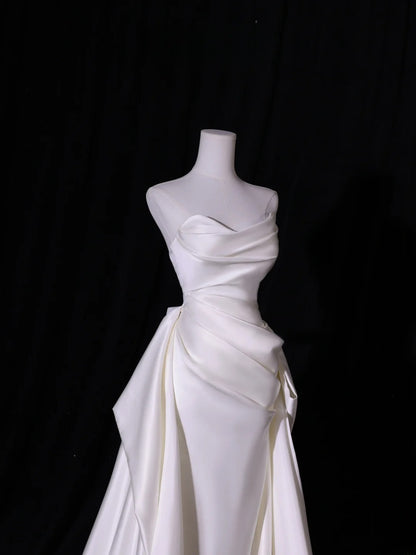 Robe de mariée longue et simple, style sirène, blanche, en satin plissé, coupe ajustée, AS418