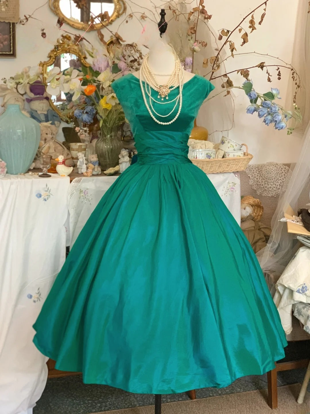 Prom Dress Elegant Ball Gown Green Satin Formal Evening Gown for Graduation Party RB9427