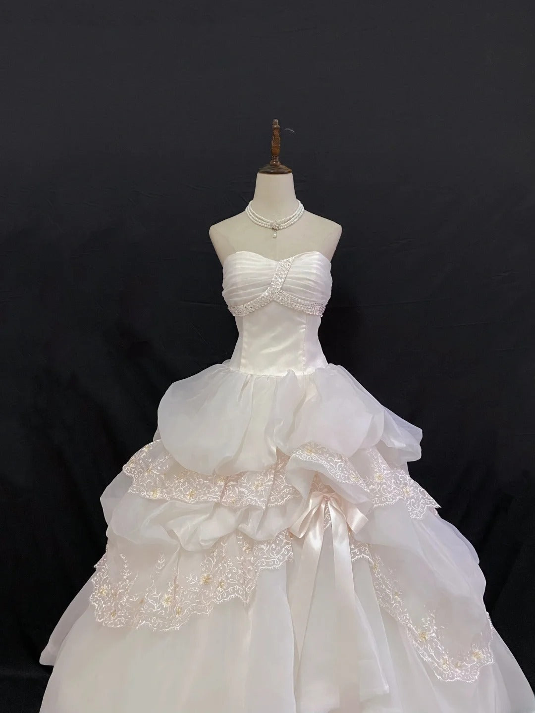 Princess Vibes Ball Gown Sweetheart Light Pink Long With Tiered Ruffled Corset Fitted Back Quince Dress inspo Quinceanera Dresses Sweet 16 Outfit RB7875